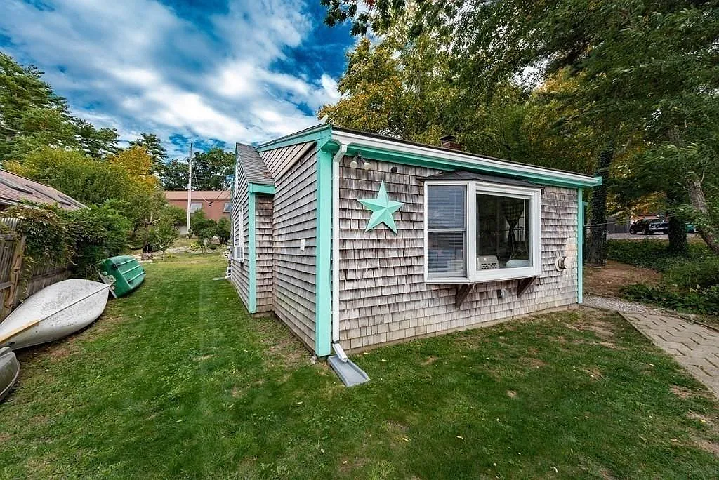 2 bed, 702 sqft, $2,700 — Photo 4
