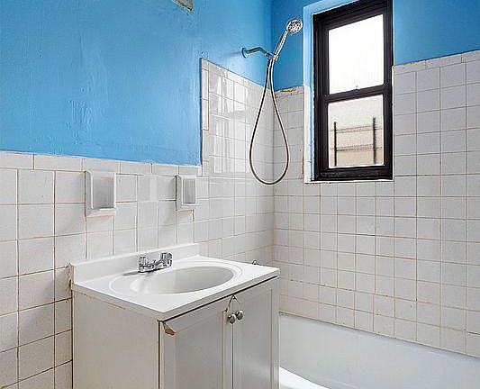 5th image of 1199 E 53rd St APT 6P