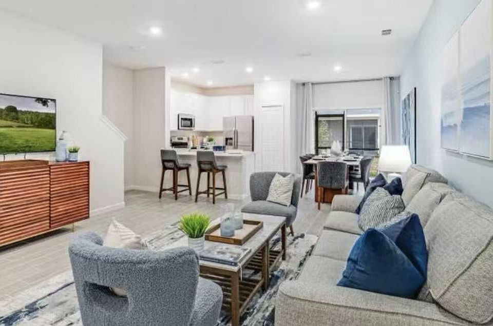 1st image of 1693 PACIFICO Way