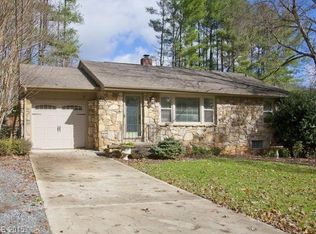 34 Reese Rd, Asheville, NC 28805