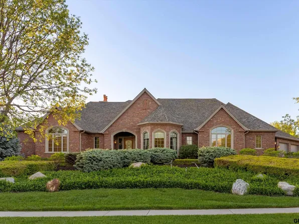 13642 Cuming St, Omaha, NE 68154