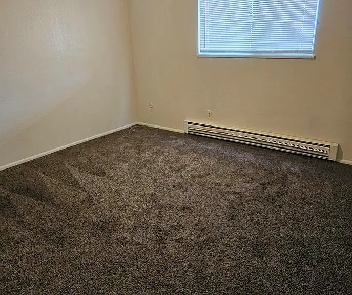 2156 Marigold St #2 — Photo 9