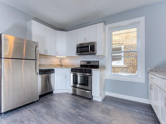 3rd image of 2054 N Campbell Ave APT 2F