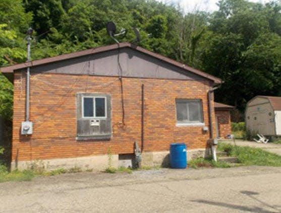 2nd image of 552 Highland Ave