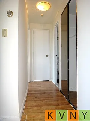 Rented by KVNY Soho | media 18