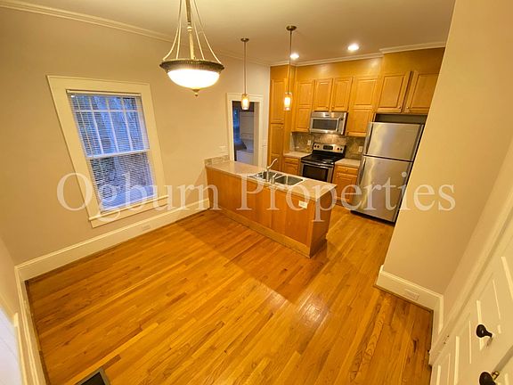 5th image of 109-111 Crafton St #109