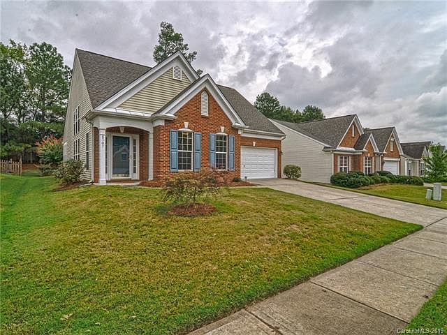 1st image of 8707 Heron Glen Dr