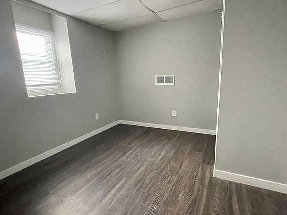 4th image of 710 W Seerley Blvd #1