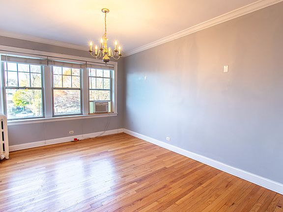 5th image of 428 S Euclid Ave APT 2E