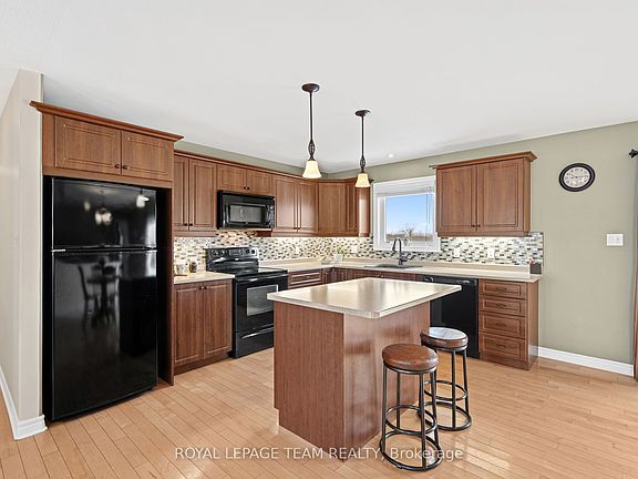 5th image of 1289 Rideau River Rd