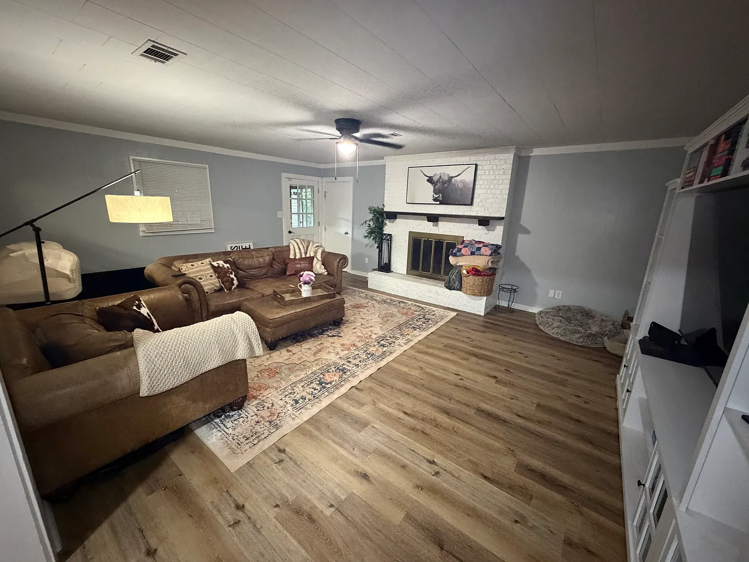 3 bed, 2088 sqft, $1,800 — Photo 4