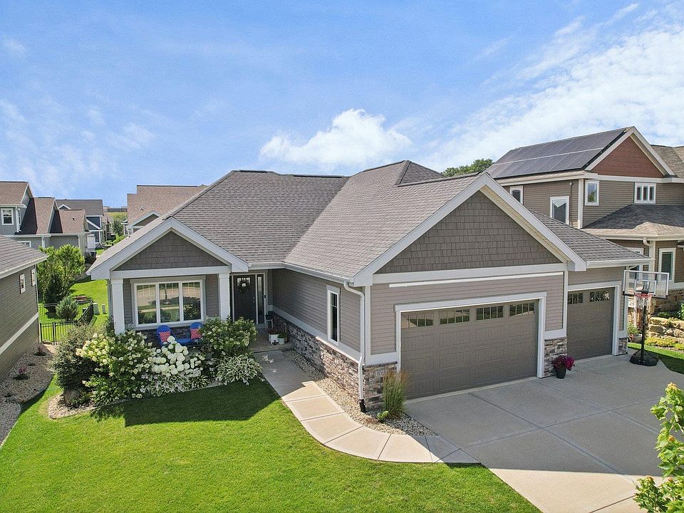 1st image of 1013 Waterford Ln