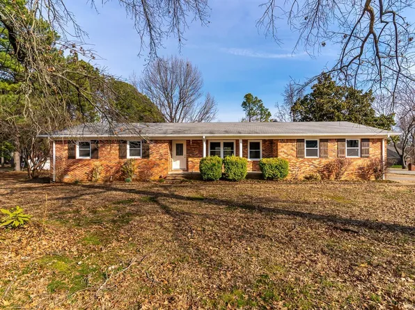 4118 Hickory Ln, Jonesboro, AR 72405