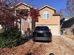 18 Monique Cres, Barrie, ON L4M 6Z3
