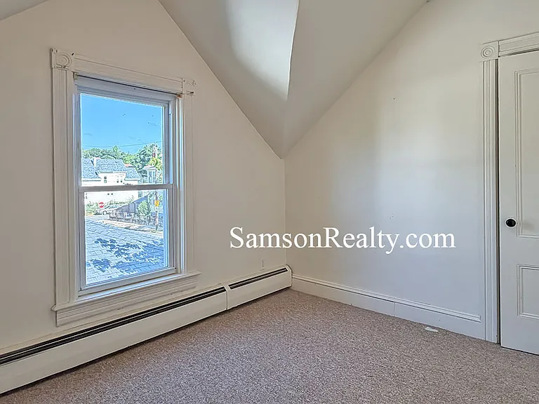 164 Morris Ave — Photo 8