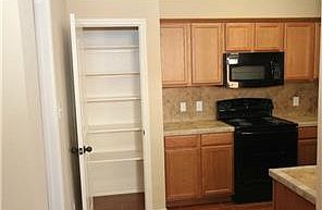 3rd image of 1207 Brown Rock Dr