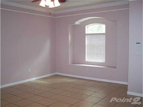5th image of 107 S Forest St