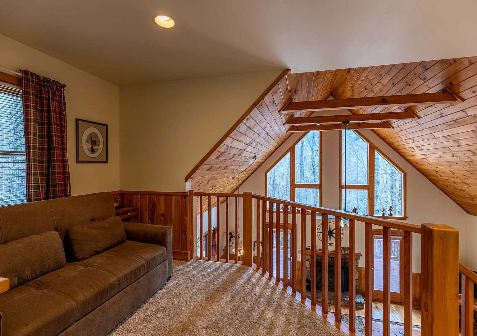 3 bed, 2000 sqft, $2,600 — Photo 3
