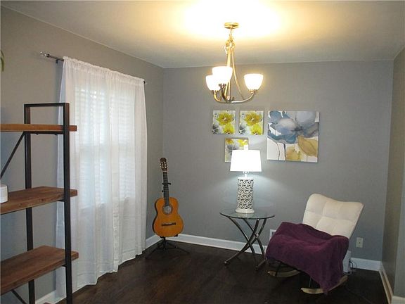 5th image of 10704 Beacon Ave