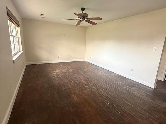 4th image of 103 S 13th St