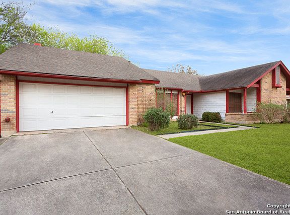 2nd image of 16658 Willow Run St
