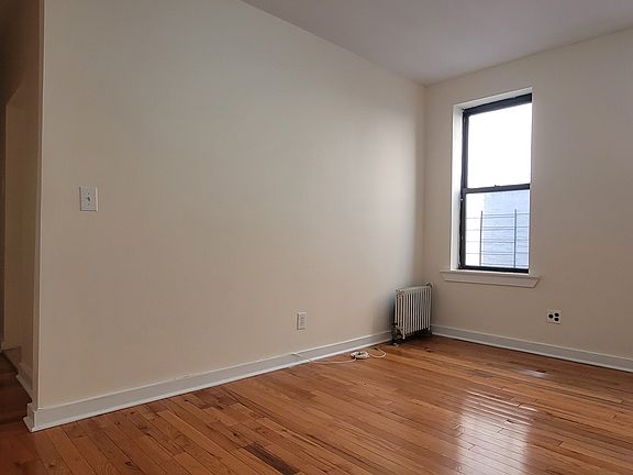 3rd image of 5501 Fort Hamilton Pkwy Unit C8