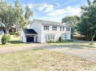 328 Belle Ave SW, Hartville, OH 44632