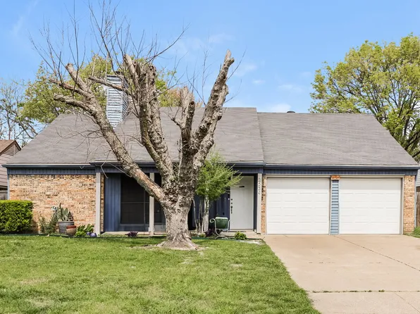 2534 Bentley Dr, Grand Prairie, TX 75052