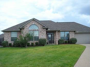 1st image of 310 Robelmont Dr