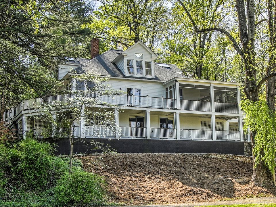 For Sale: 2831 Stephenson Ave SW, Roanoke, Virginia 24014