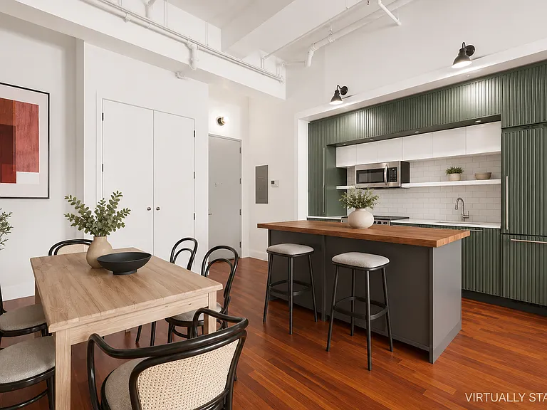 180 Bainbridge St #103 — Photo 3