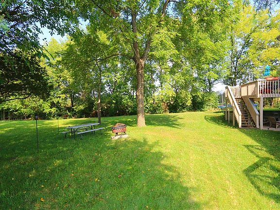 3rd image of 785 Calderwood Ct Unit B