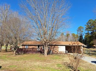 115 Rink Rd, Winston Salem, NC 27107