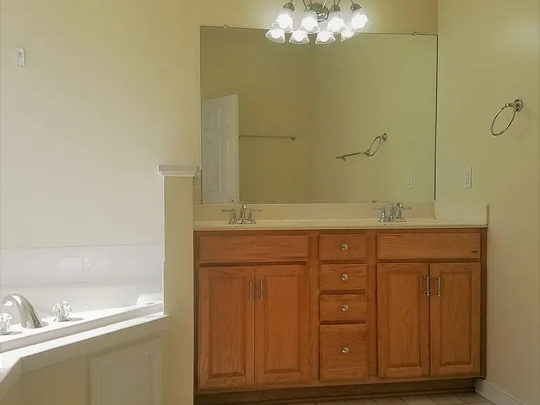 9113 Stonecreek Club Pl — Photo 15