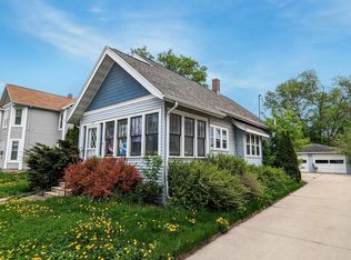 1032 N Main St, Oshkosh, WI 54901