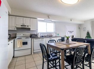 62 University Ave E, Waterloo, ON N2J 2V8