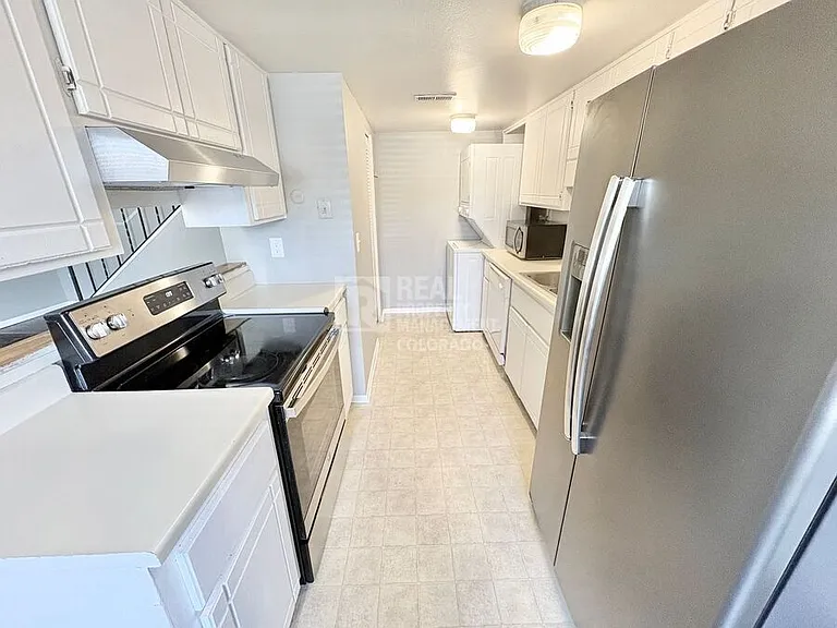 13395 E Louisiana Ave — Photo 4