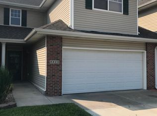8808 Sicily Ln, Lincoln, NE 68526