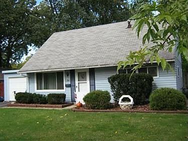 1st image of 294 Wallace Dr