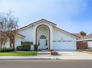 21131 Shaw Ln, Huntington Beach, CA 92646