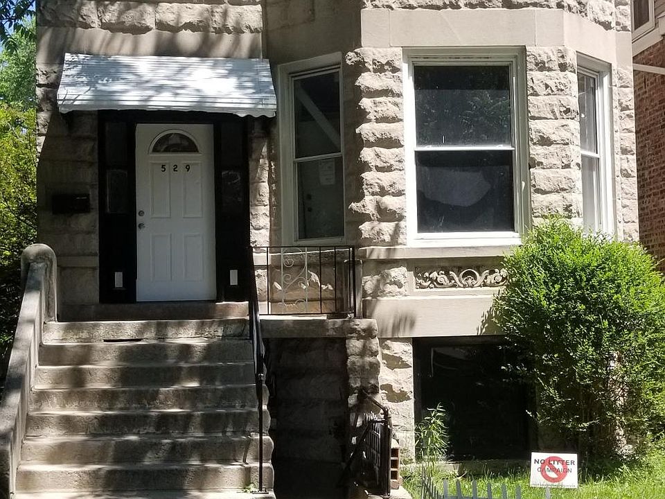 1st image of 529 N Hamlin Ave #1