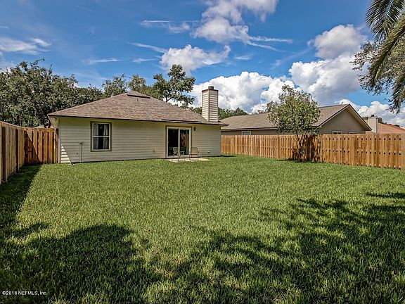 4th image of 8825 Chambore Dr