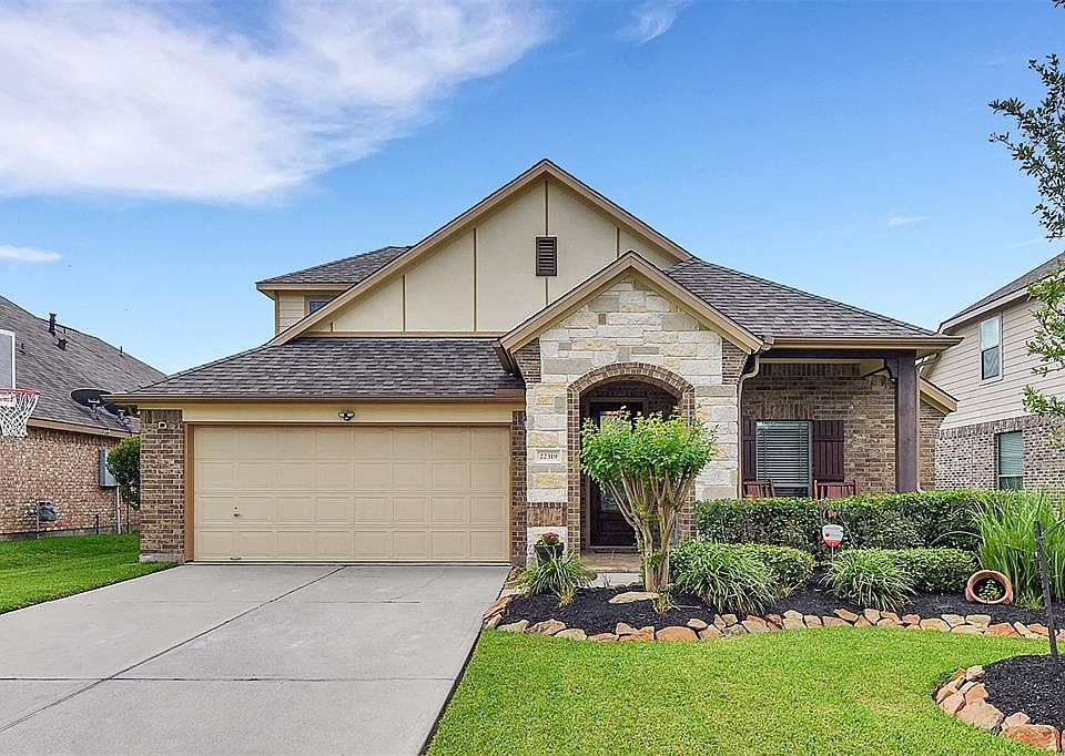 1st image of 22319 Mosshall Ct