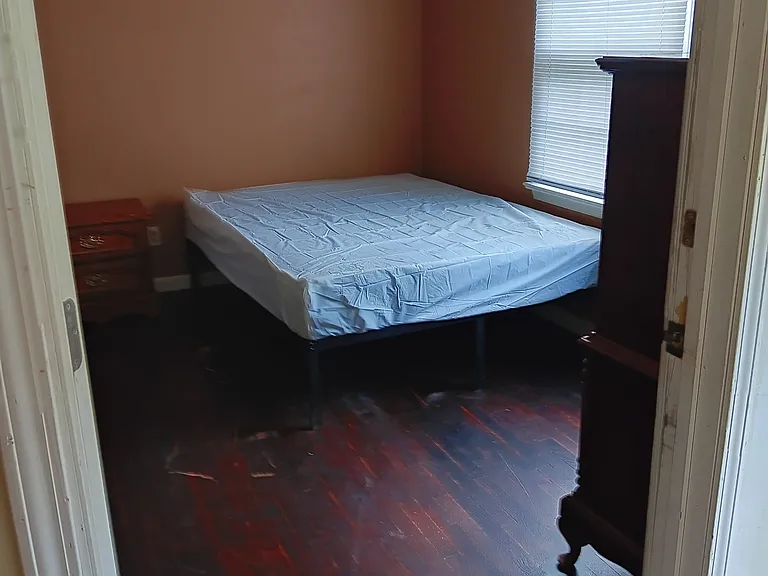 328 Saddler Dr — Photo 3