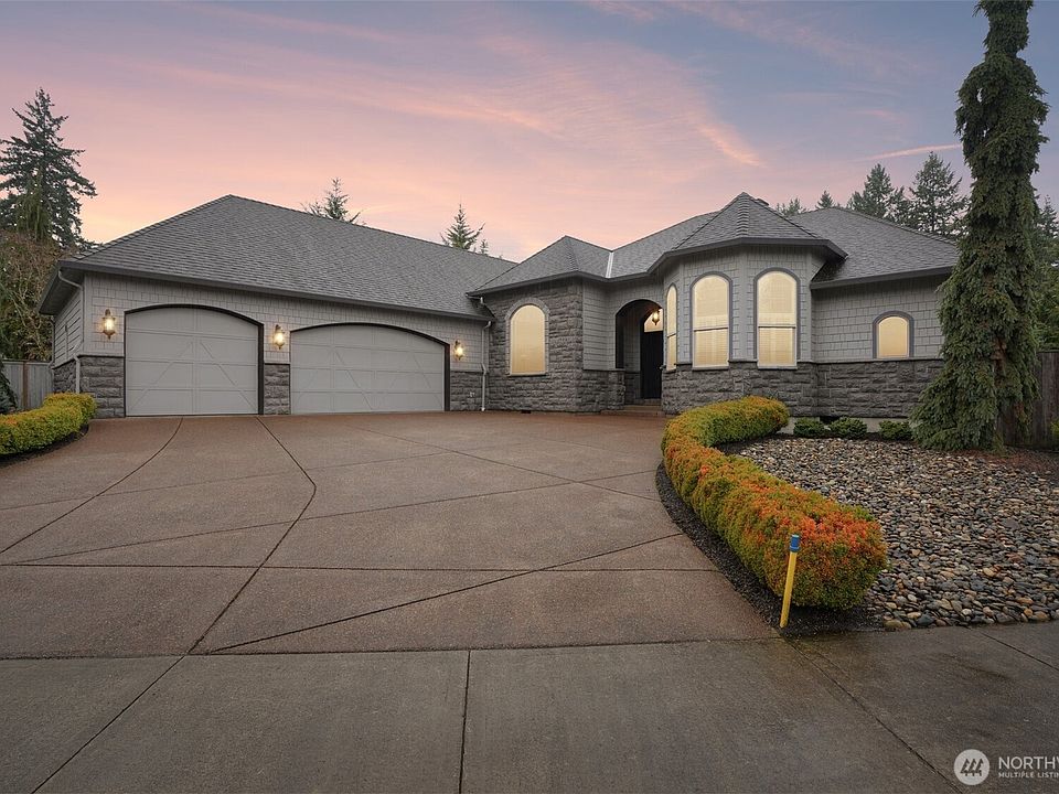 1st image of 4006 NE 130th Street