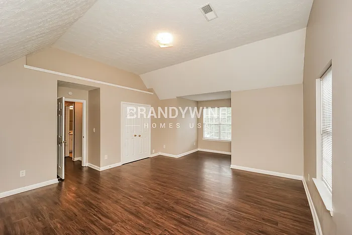 1041 Quail Hunt Dr — Photo 13