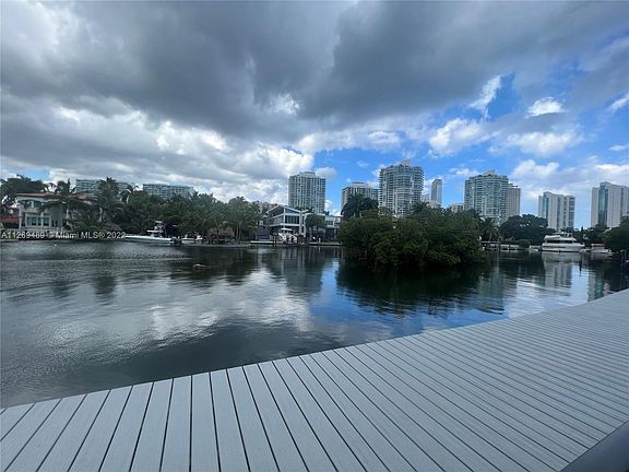 2nd image of 335 Poinciana Dr #1005