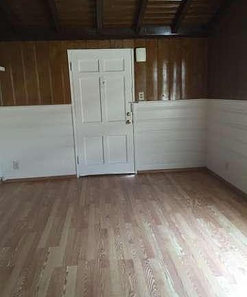 5th image of 3149 1/2 Garden Ave