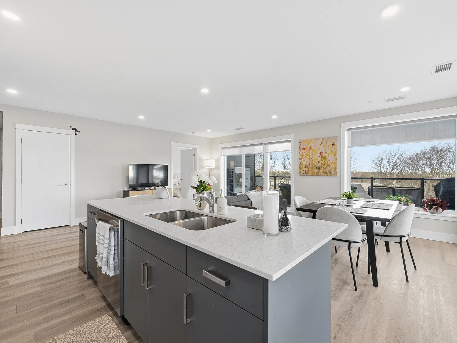 29 Heckman Avenue Bridgewater — Photo 2