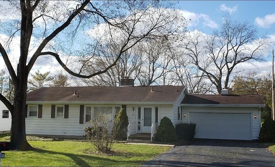 1st image of 875 Terrace Dr